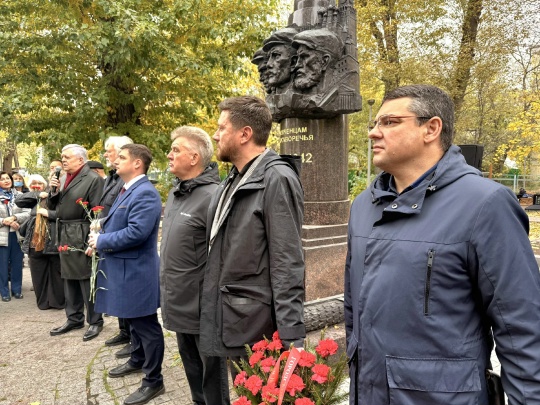 Митинг посвященный к Дню ополченца